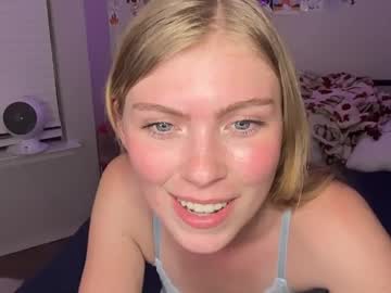 elliee81's chat room