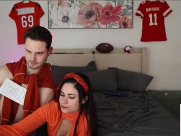 ari_lovexo's chat room