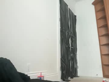 lilybrown07's chat room