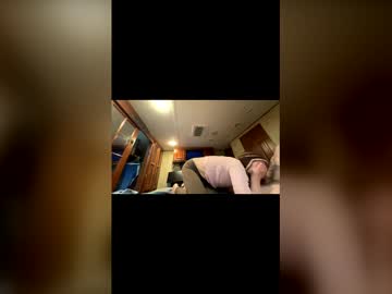 starving4cock's chat room