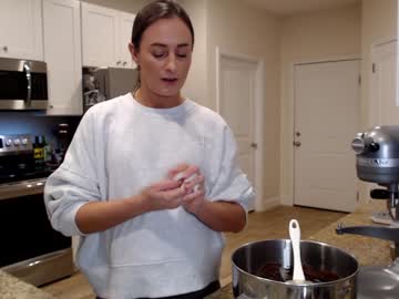 holihurricane's chat room