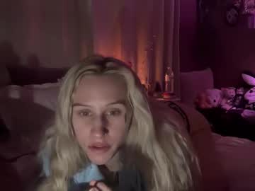 violetfaee's chat room