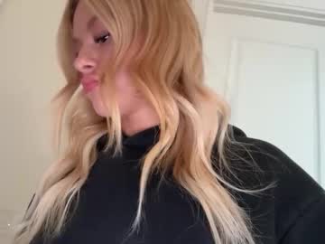 kenziesmithh's chat room