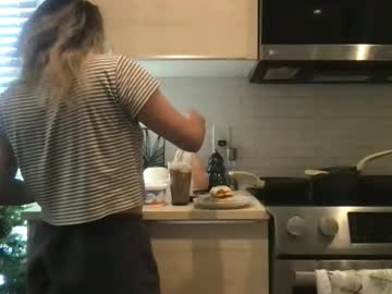 isabellaelizabeth's chat room