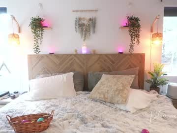 phoenix_taylor's chat room