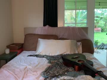 kaileeshy's chat room