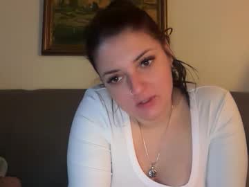 sexycouple41110's chat room