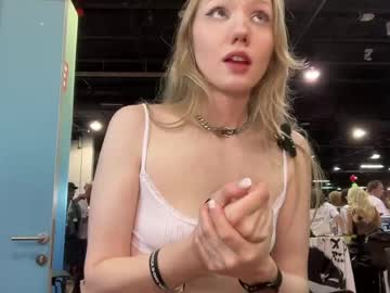 eve003300's chat room