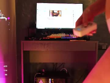 moonelly's chat room