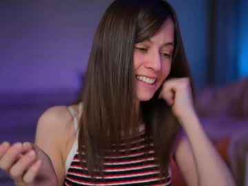 newchloe18's chat room