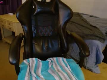 jtripled's chat room