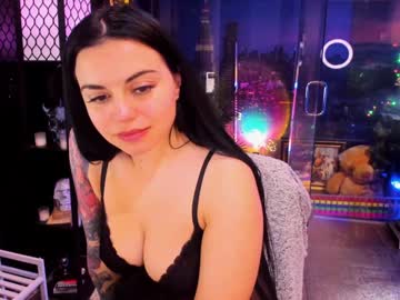 alma_pearl's chat room