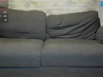 azalea_love's chat room