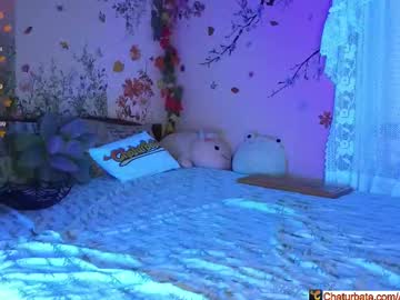 aliceriverscam's chat room