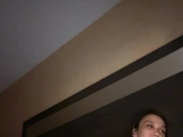 heyaliciabutler's chat room