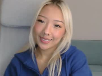 vivianwinters's chat room