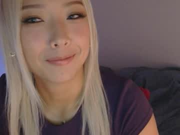 vivianwinters's chat room