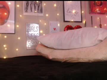 milf_lacey's chat room