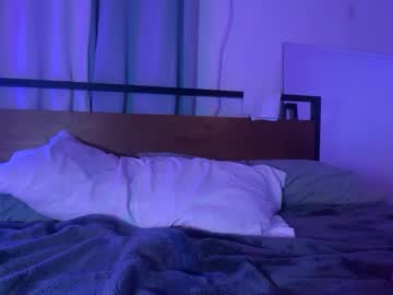 little_lies's chat room