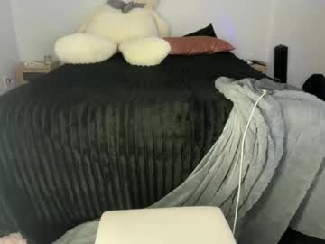 ellieluvs's chat room