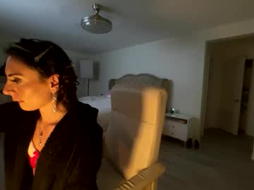 ella_ella_ella_ay's chat room