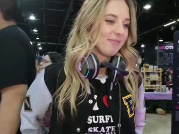 yourgirlmillie's chat room