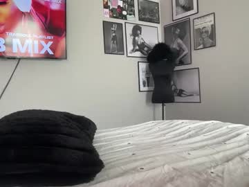 brielledaviss's chat room