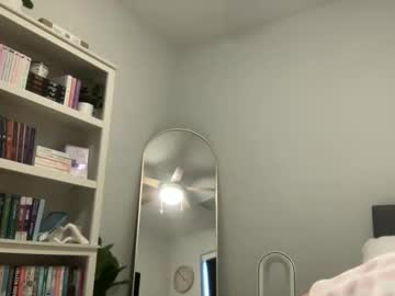 elenalovexxx's chat room