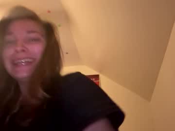 deepthroatqueen33's chat room