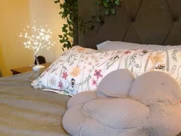 skybella_'s chat room