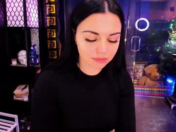 alma_pearl's chat room