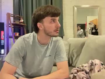 laylakitten4's chat room