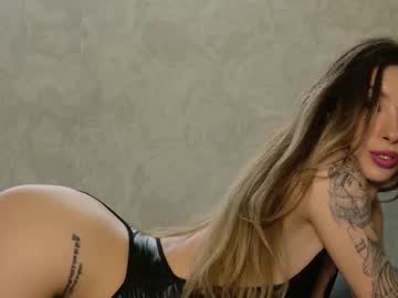 v_deville's chat room