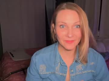 kaileeshy's chat room