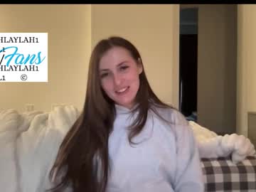 laylahlaylah1's chat room