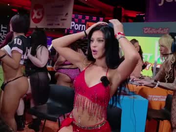 bunnydollstella's chat room