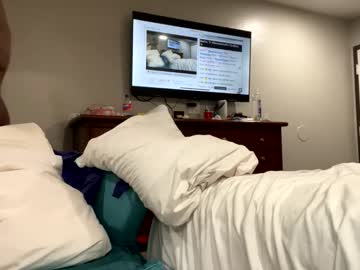 kibrombariu45's chat room