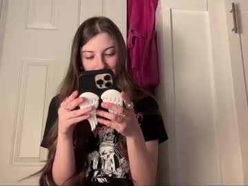 fantasyella's chat room