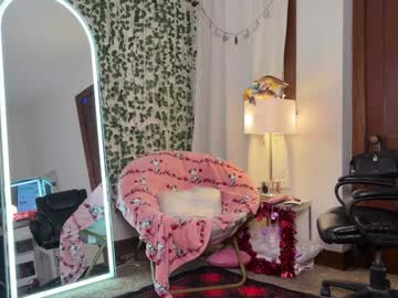 lillys_secret's chat room