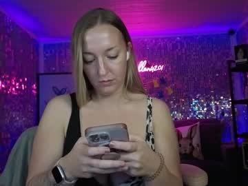 lucyallen4201's chat room