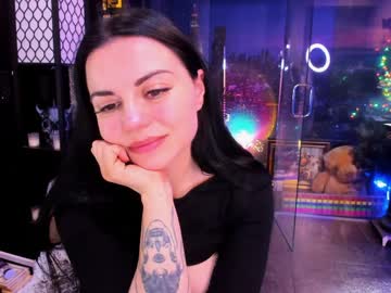 alma_pearl's chat room