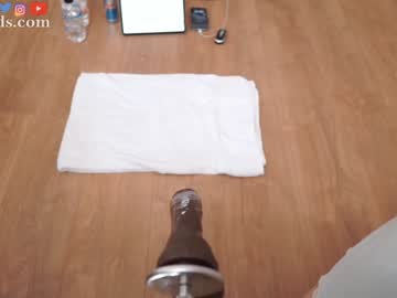 serareads's chat room