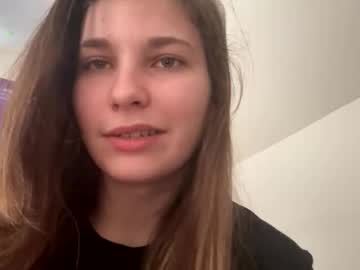 deepthroatqueen33's chat room