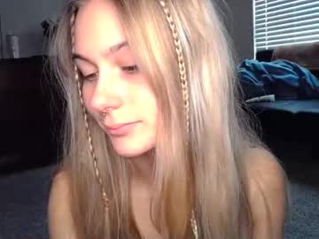 shyy_petitebaby's chat room