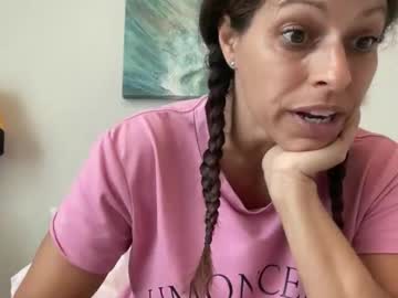 amysmilez's chat room