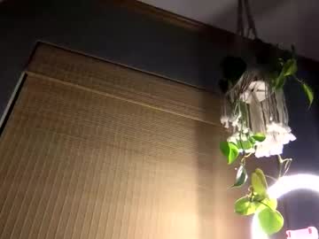 charlotte_blue2's chat room