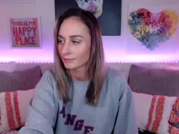 holihurricane's chat room