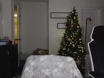 prettygirll23's chat room