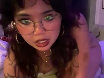 toro_luna's chat room