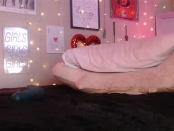 milf_lacey's chat room